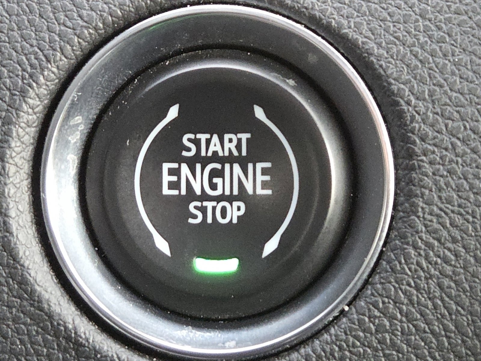 Used 2025 GMC Acadia Elevation image 34