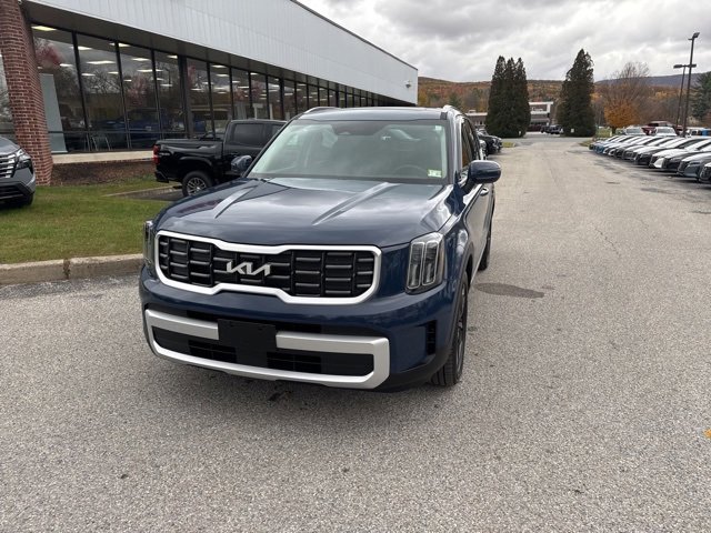 Used 2025 Kia Telluride S image 5
