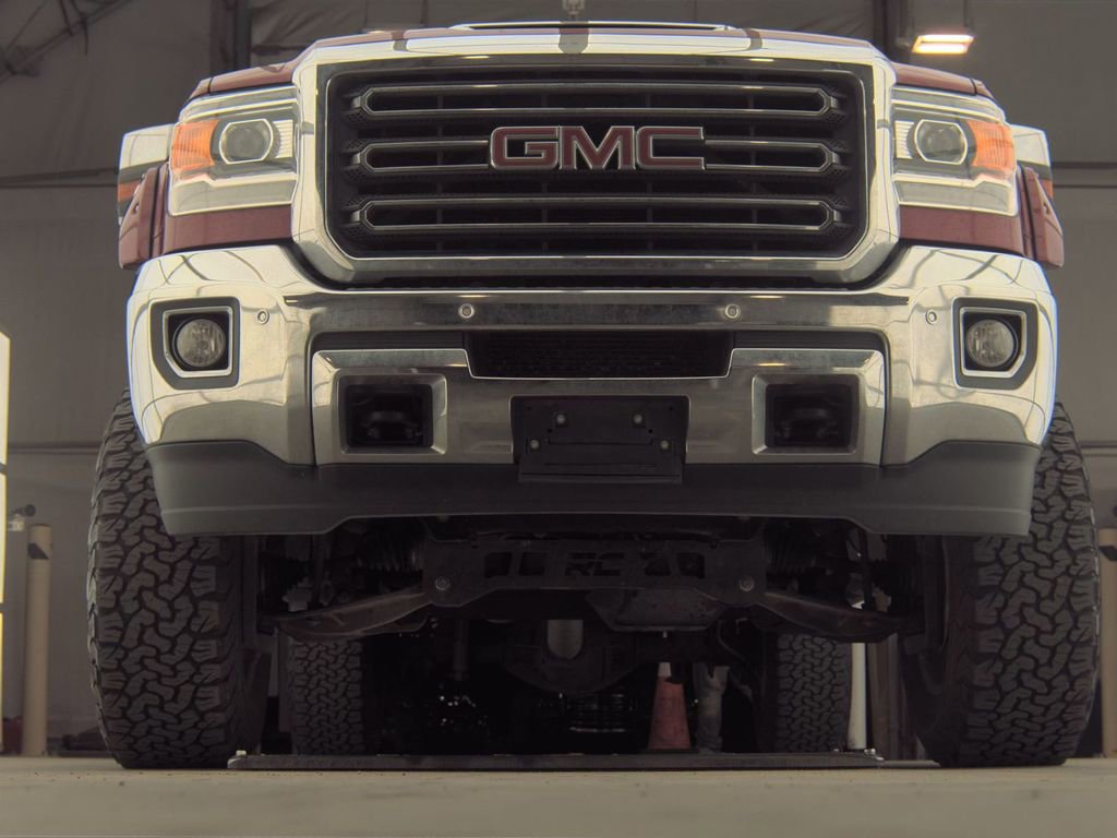 Used 2019 GMC Sierra 2500 SLT w/ Duramax Plus Package image 3
