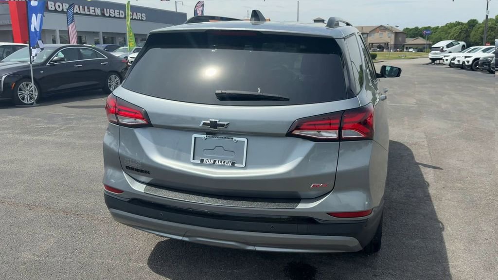 Used 2024 Chevrolet Equinox RS w/ LPO, Floor Liner Package FWD image 6