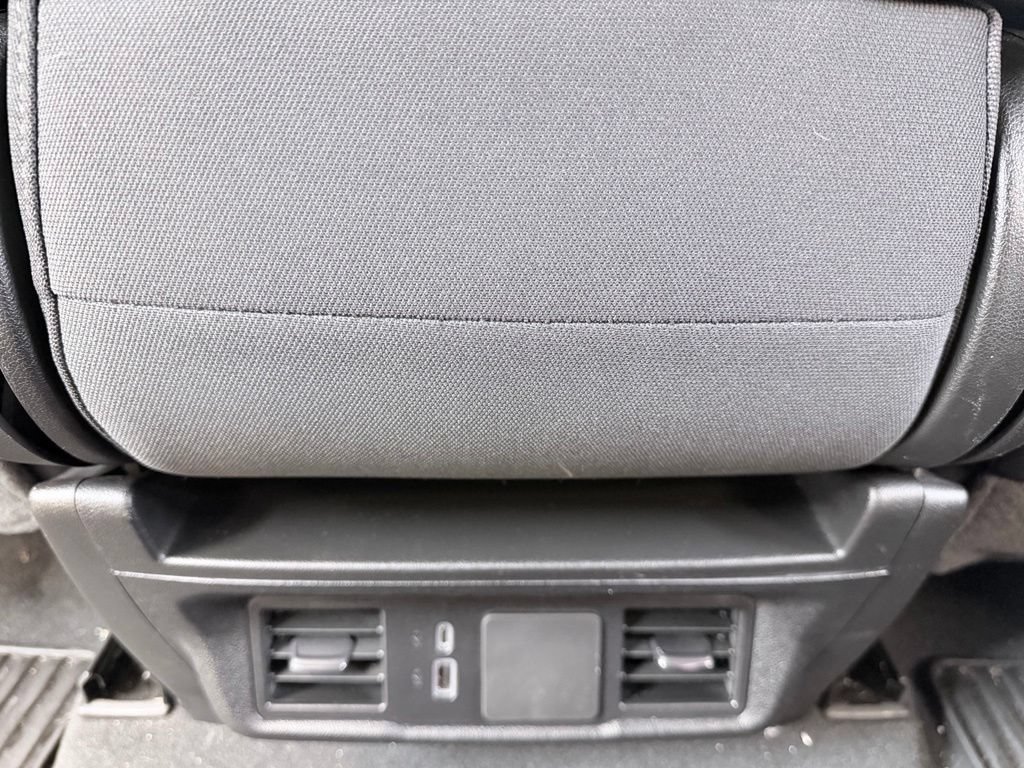 Used 2024 Chevrolet Silverado 1500 Custom AWD/4WD image 23