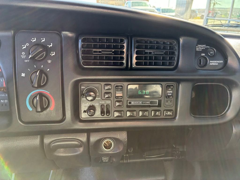 Used 2002 Dodge Ram 3500 Truck 2WD Regular Cab image 16