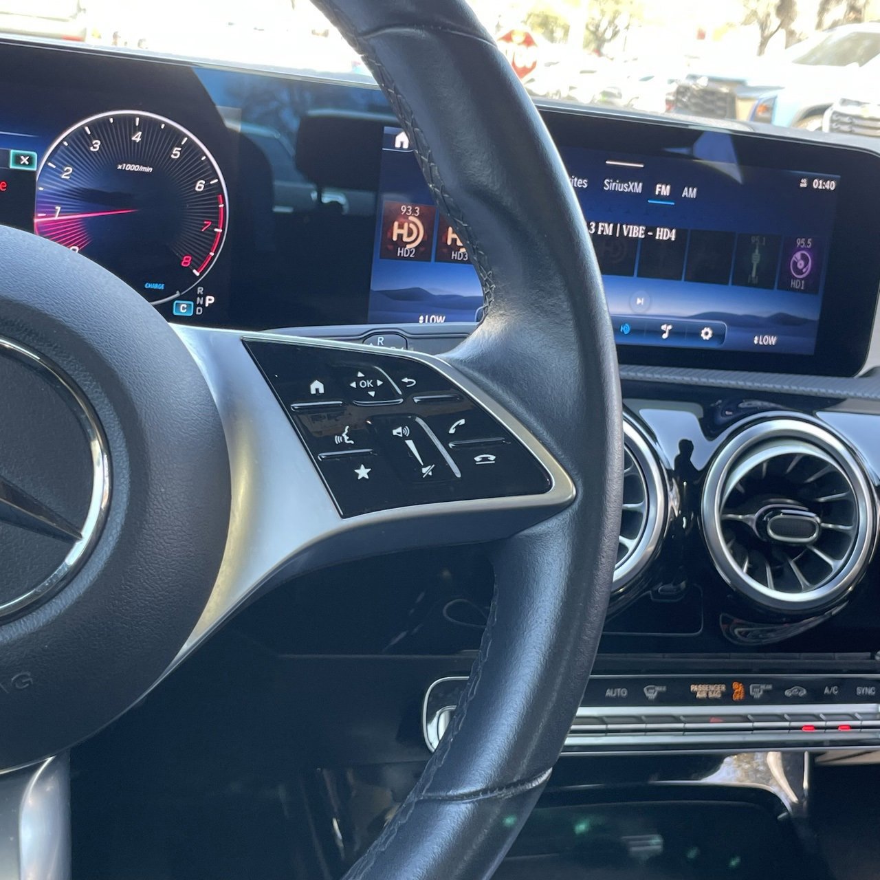 Used 2025 Mercedes-Benz CLA 250 image 14