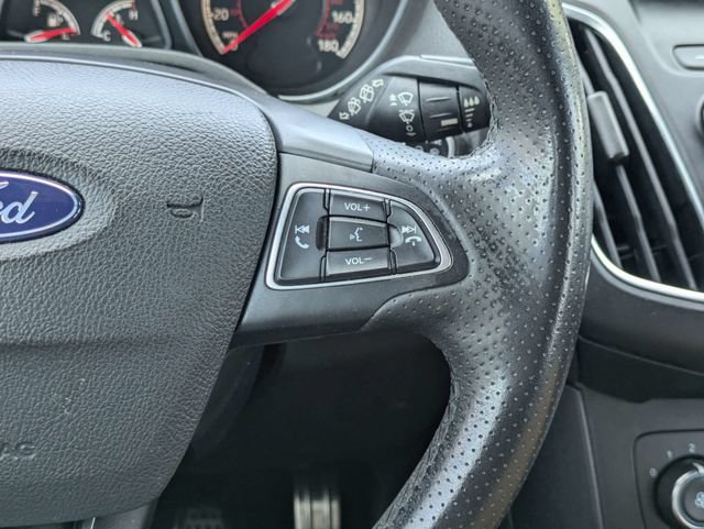 Used 2018 Ford Focus ST FWD image 26