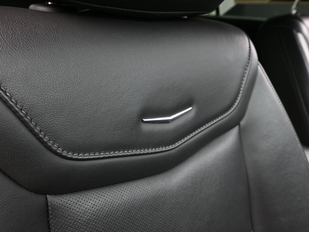 Used 2023 Cadillac XT6 Premium Luxury image 22