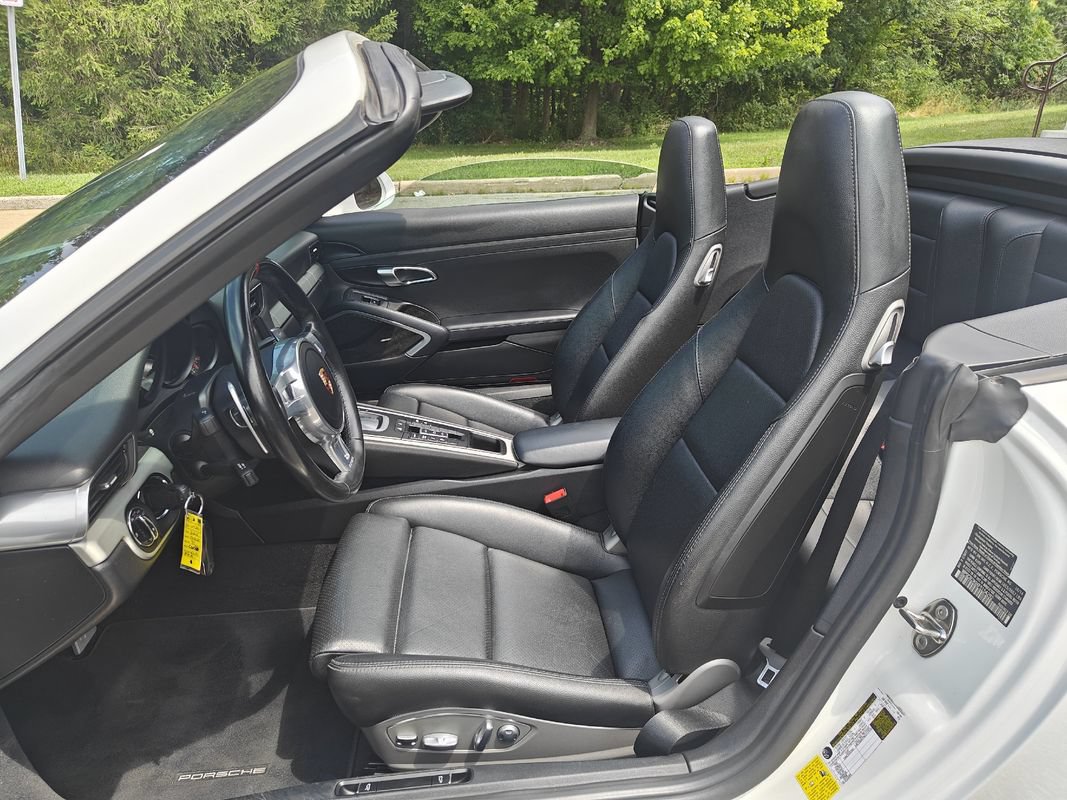 Used 2015 Porsche 911 Carrera S RWD image 16