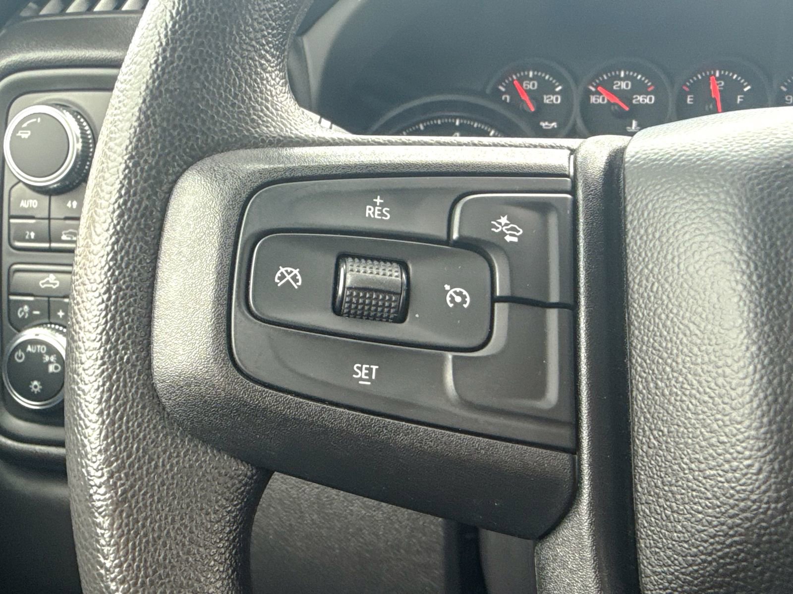 Used 2025 GMC Sierra 1500 Pro w/ Pro Value Package image 39