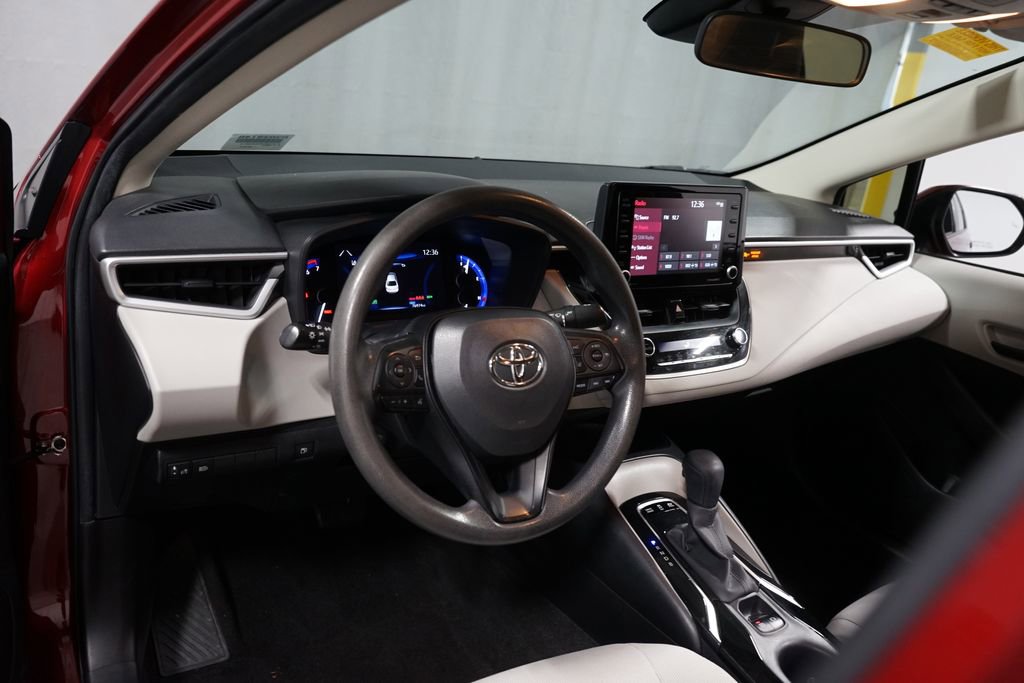 Certified 2022 Toyota Corolla LE image 11