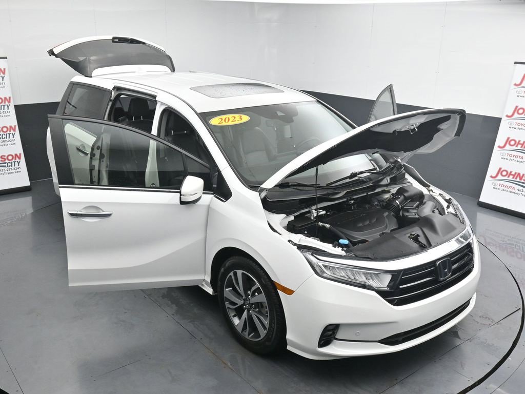 Used 2023 Honda Odyssey Touring image 43
