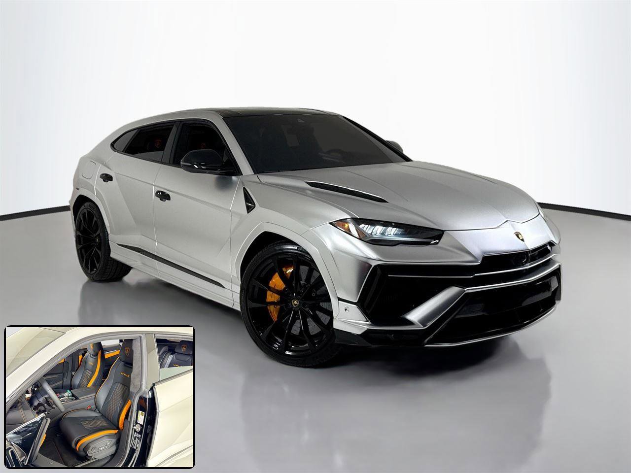 Used 2024 Lamborghini Urus S AWD/4WD image 2