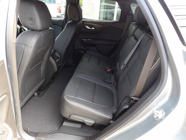 Certified 2024 Chevrolet Blazer Premier w/ Enhanced Convenience Package AWD/4WD image 38
