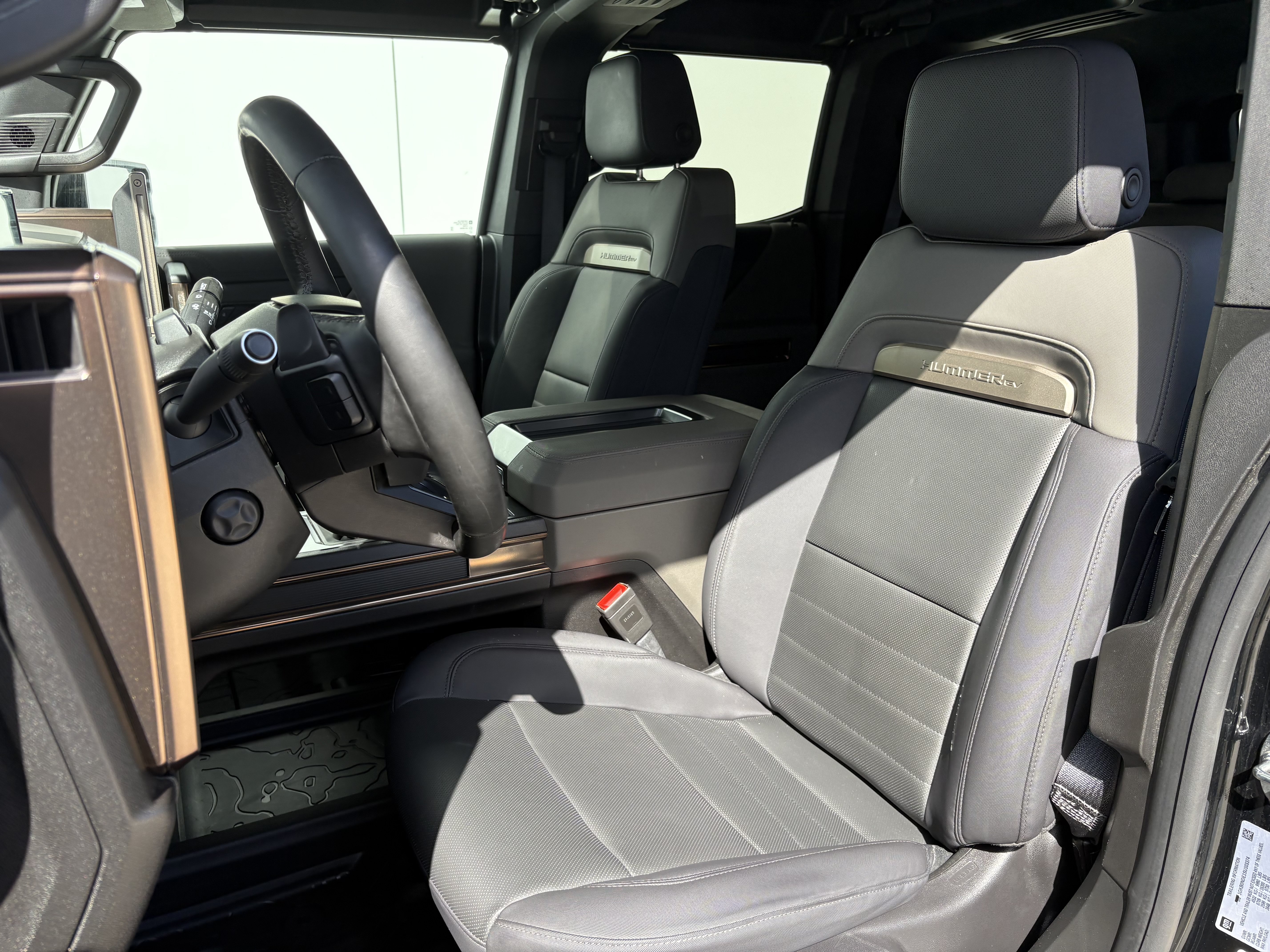 Used 2025 GMC Hummer EV 2X AWD/4WD image 11