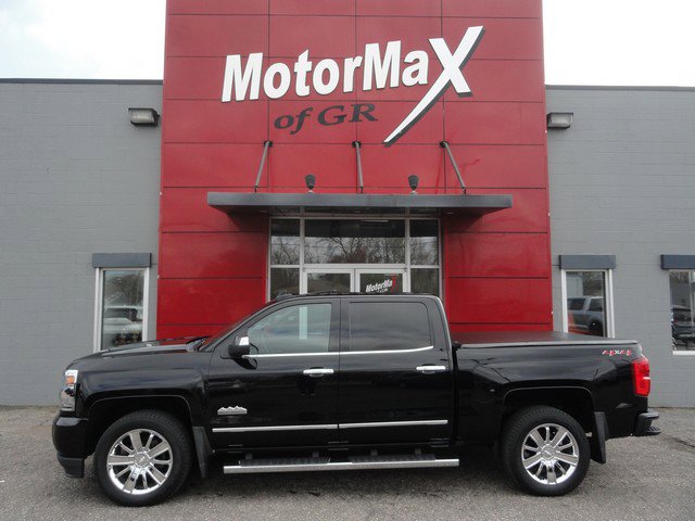 Used 2018 Chevrolet Silverado 1500 High Country AWD/4WD image 6