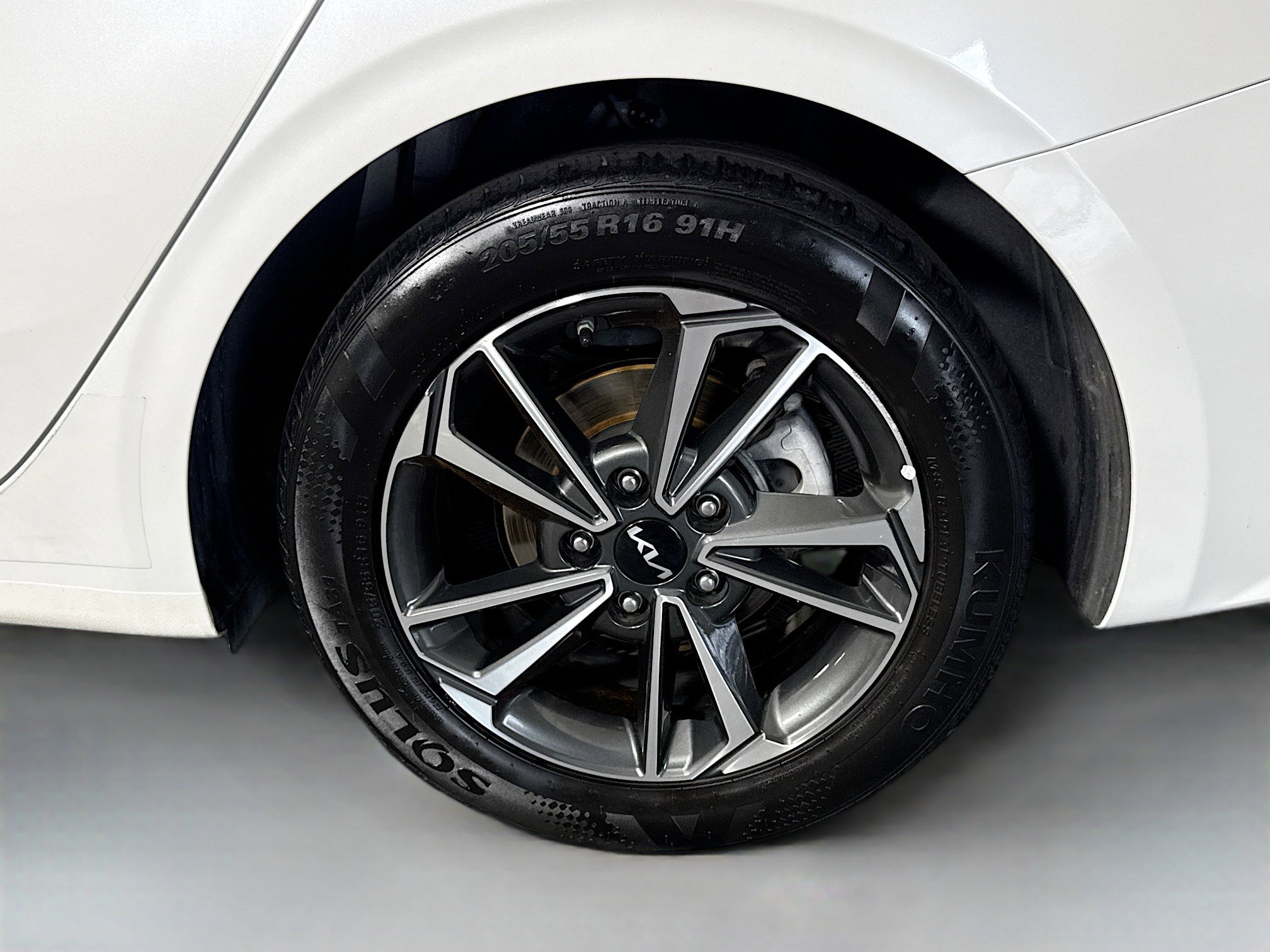 Used 2023 Kia Forte LXS w/ LXS Technology Package FWD image 36