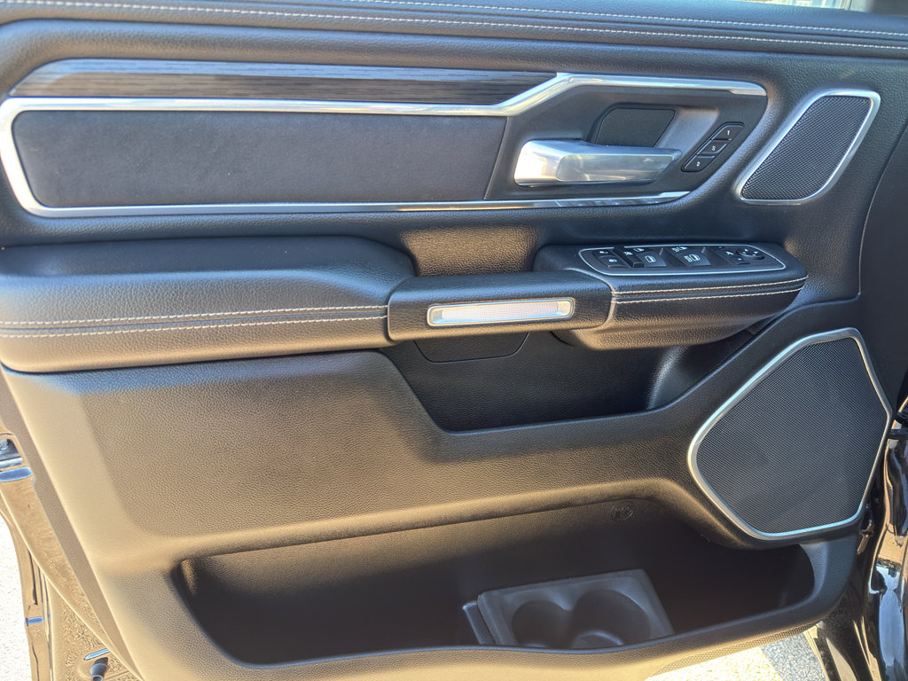Used 2023 RAM 1500 Laramie AWD/4WD image 13
