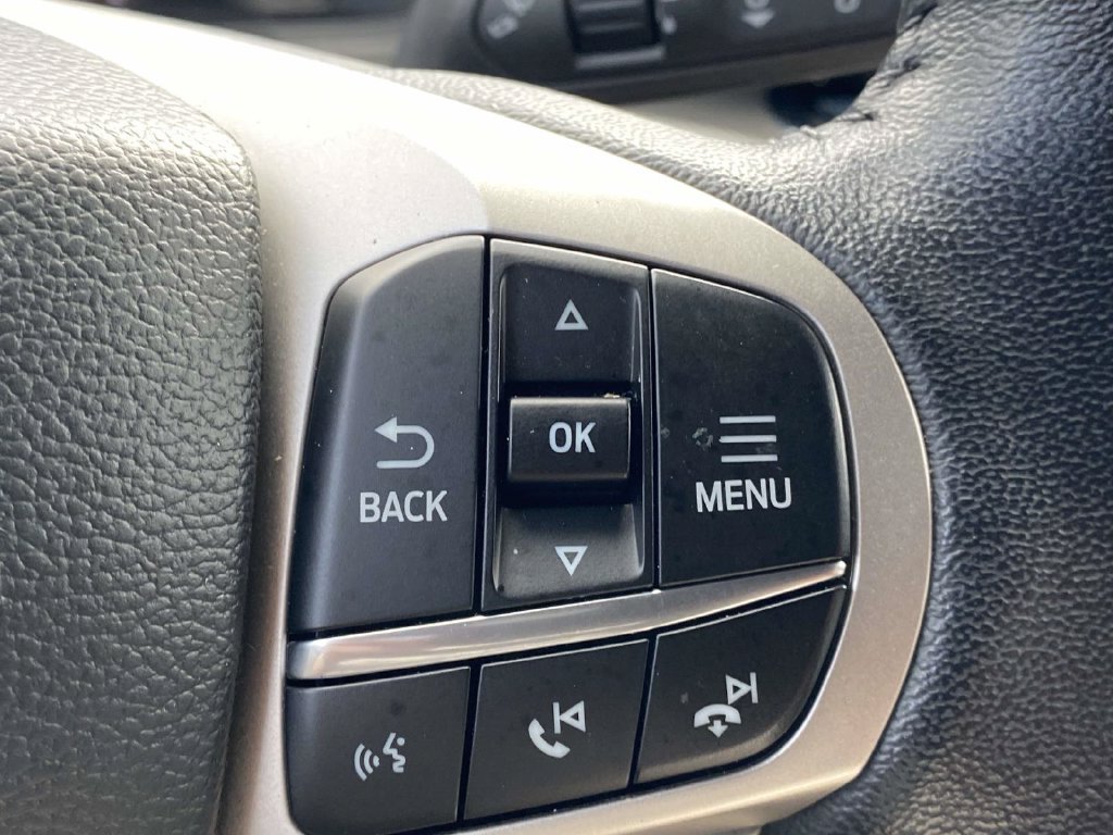 Used 2023 Ford Explorer XLT w/ Equipment Group 202A RWD image 33