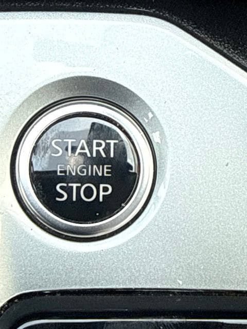 Used 2025 Nissan Altima 2.5 SV FWD image 21