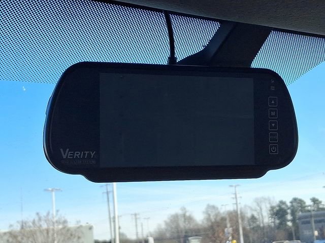 Used 2023 Ford F650 2WD Regular Cab Super Duty image 15