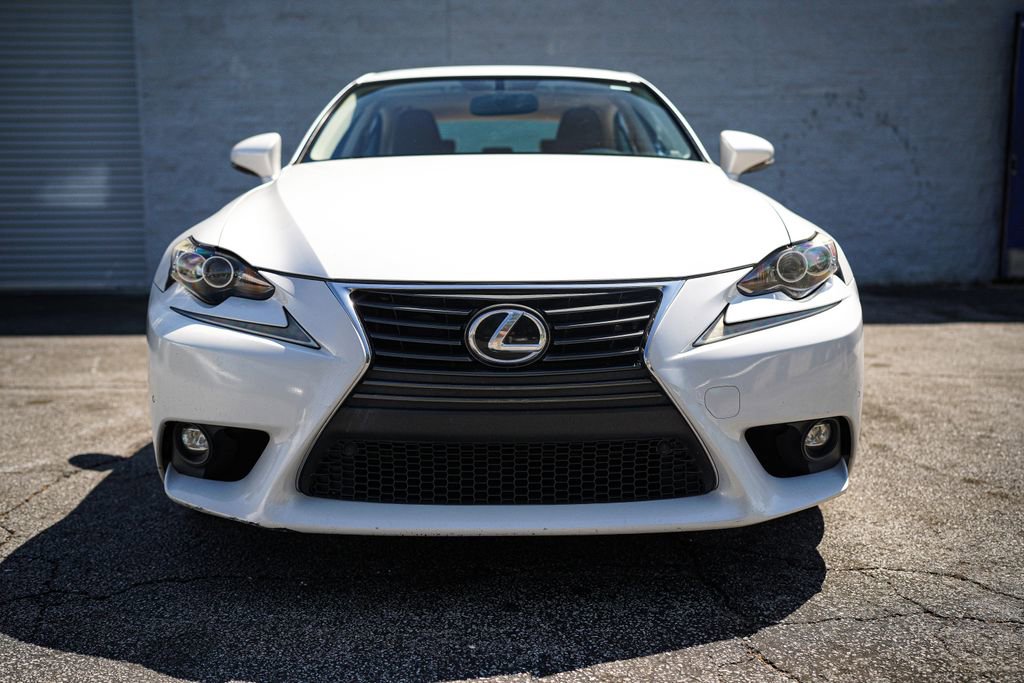 Used 2016 Lexus IS 200t w/ Premium Package RWD image 5