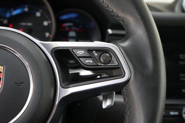 Used 2020 Porsche Macan image 43