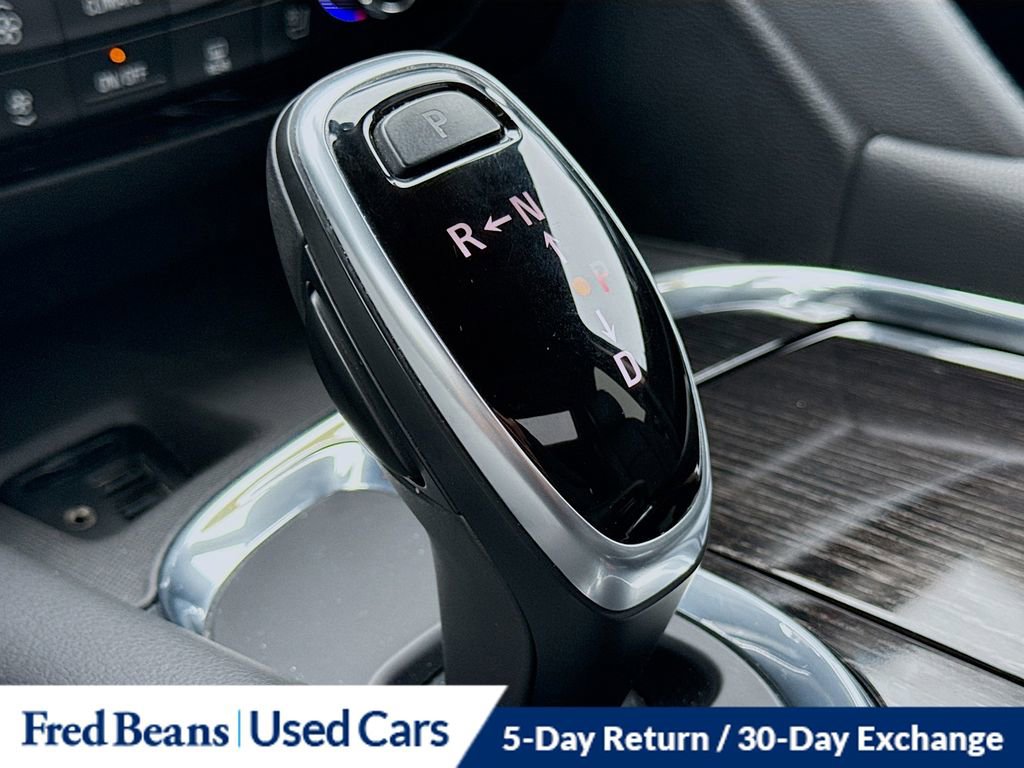 Used 2021 Buick Enclave Avenir w/ Avenir Technology Package AWD/4WD image 26