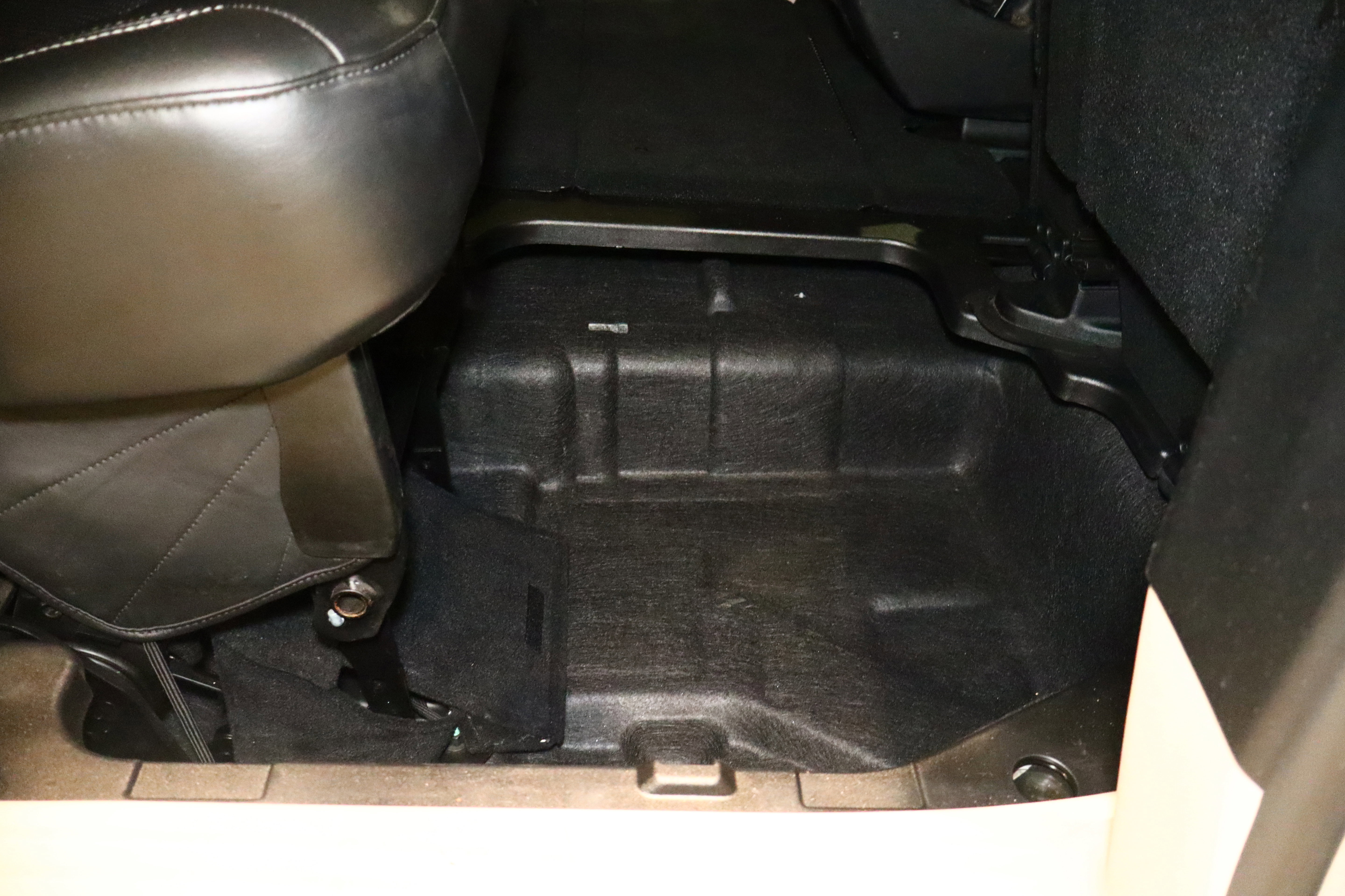 Used 2024 Chrysler Pacifica Touring-L image 41