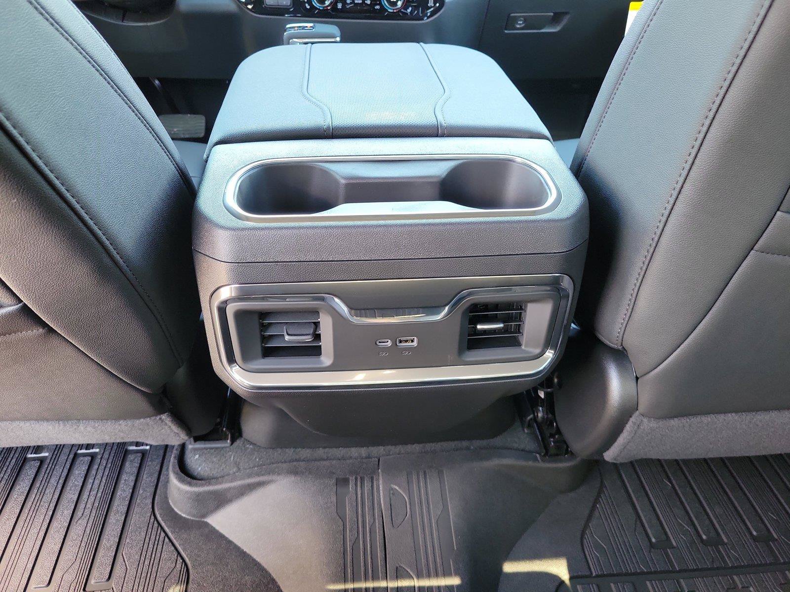 New 2026 GMC Sierra 1500 SLT w/ SLT Premium Package AWD/4WD image 10