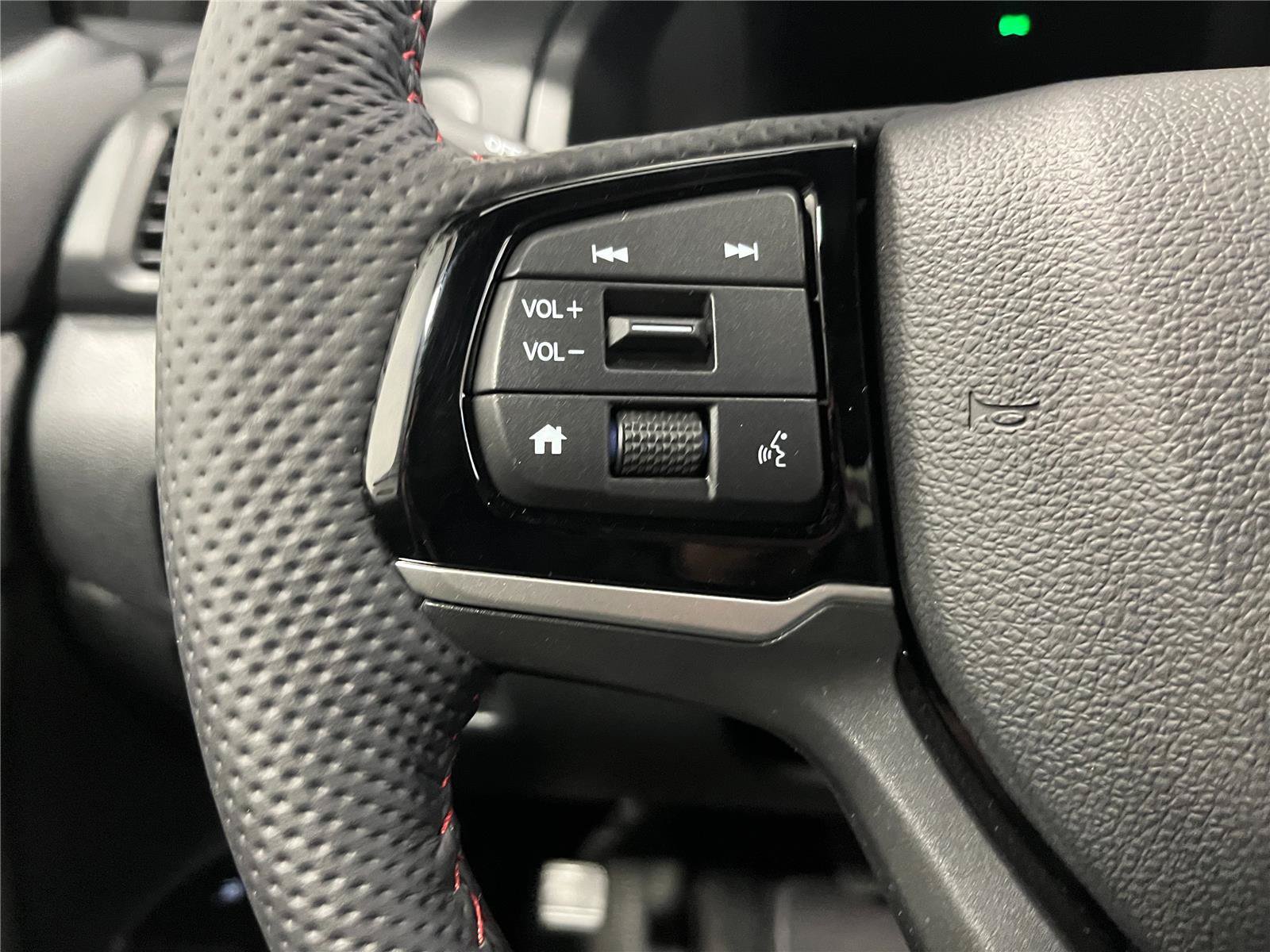 New 2026 Honda Ridgeline Black Edition image 8