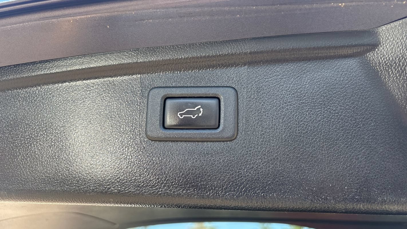 Used 2015 Subaru Outback 2.5i Limited AWD/4WD image 23