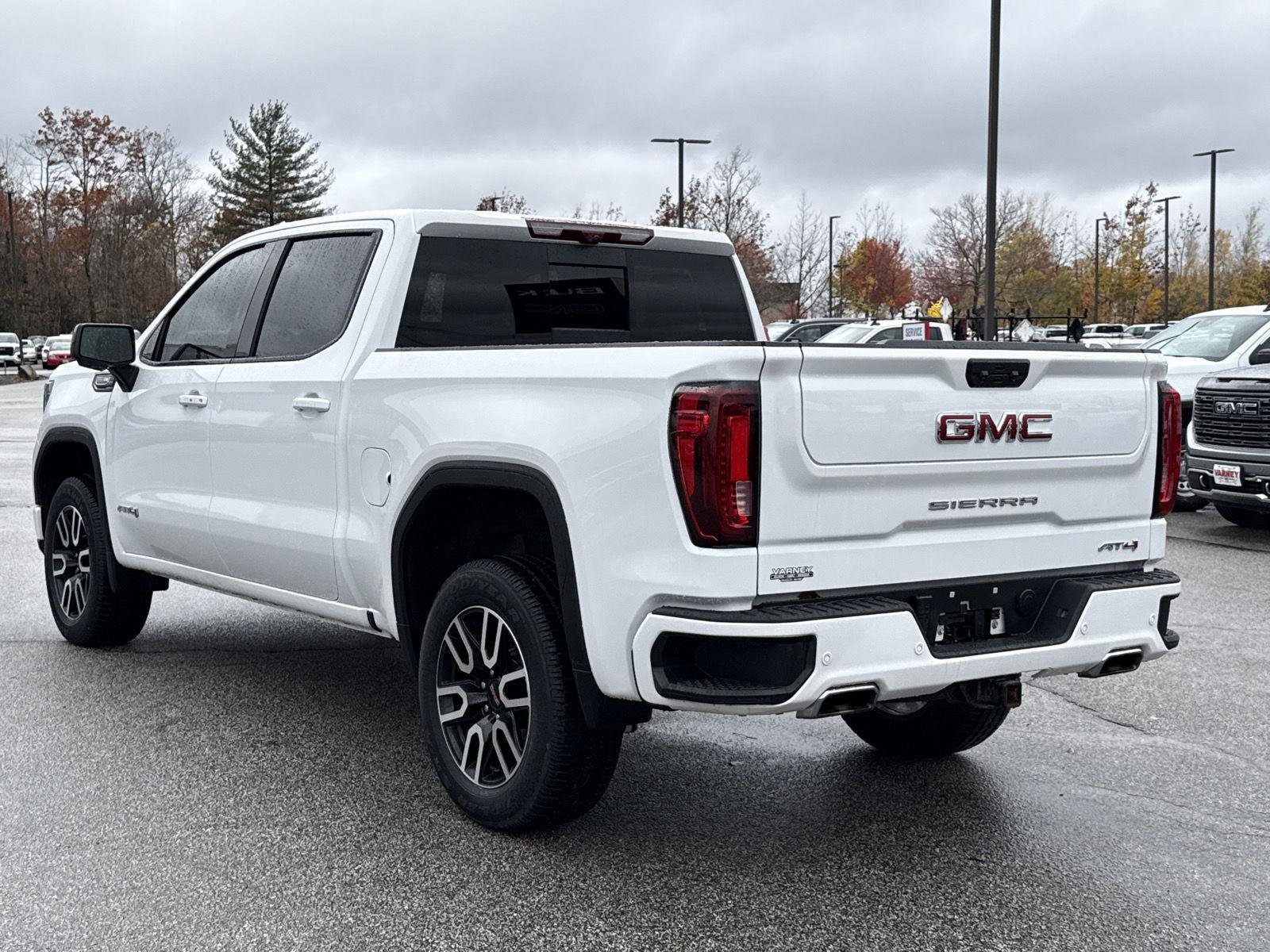 Used 2024 GMC Sierra 1500 AT4 w/ Technology Package image 7