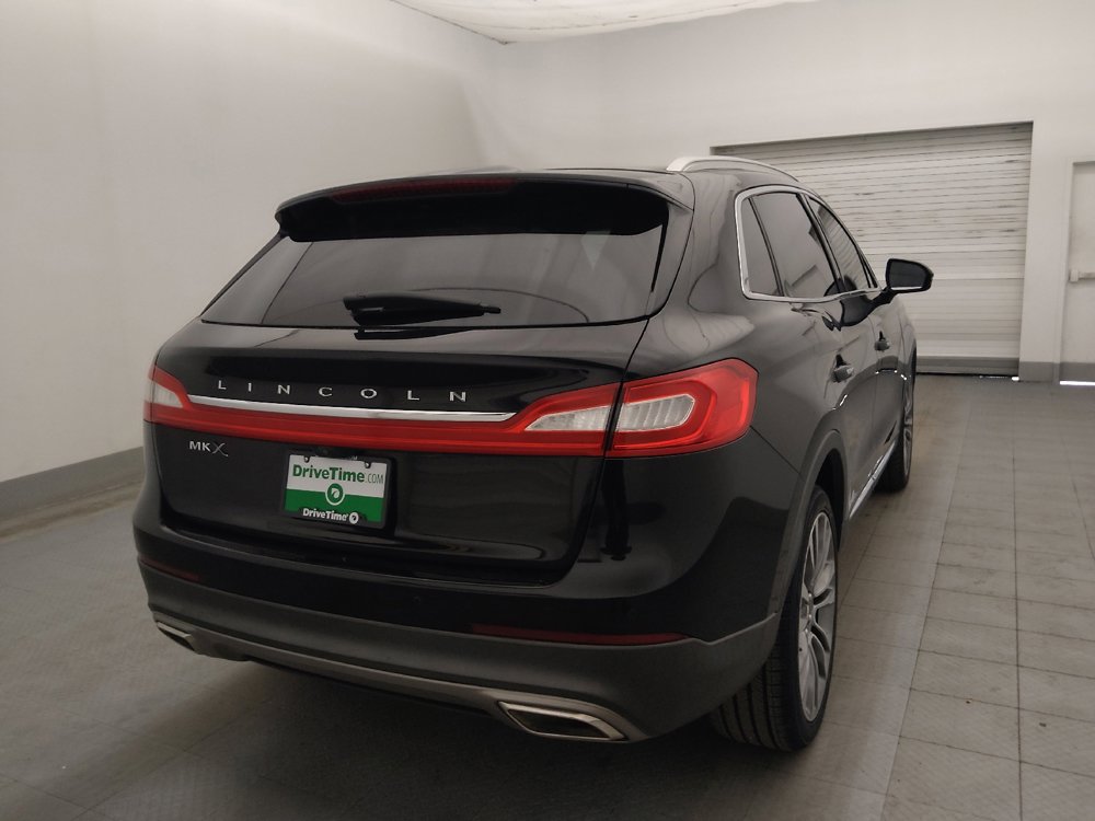 Used 2017 Lincoln MKX Reserve w/ Lincoln MKX Climate Package FWD image 9