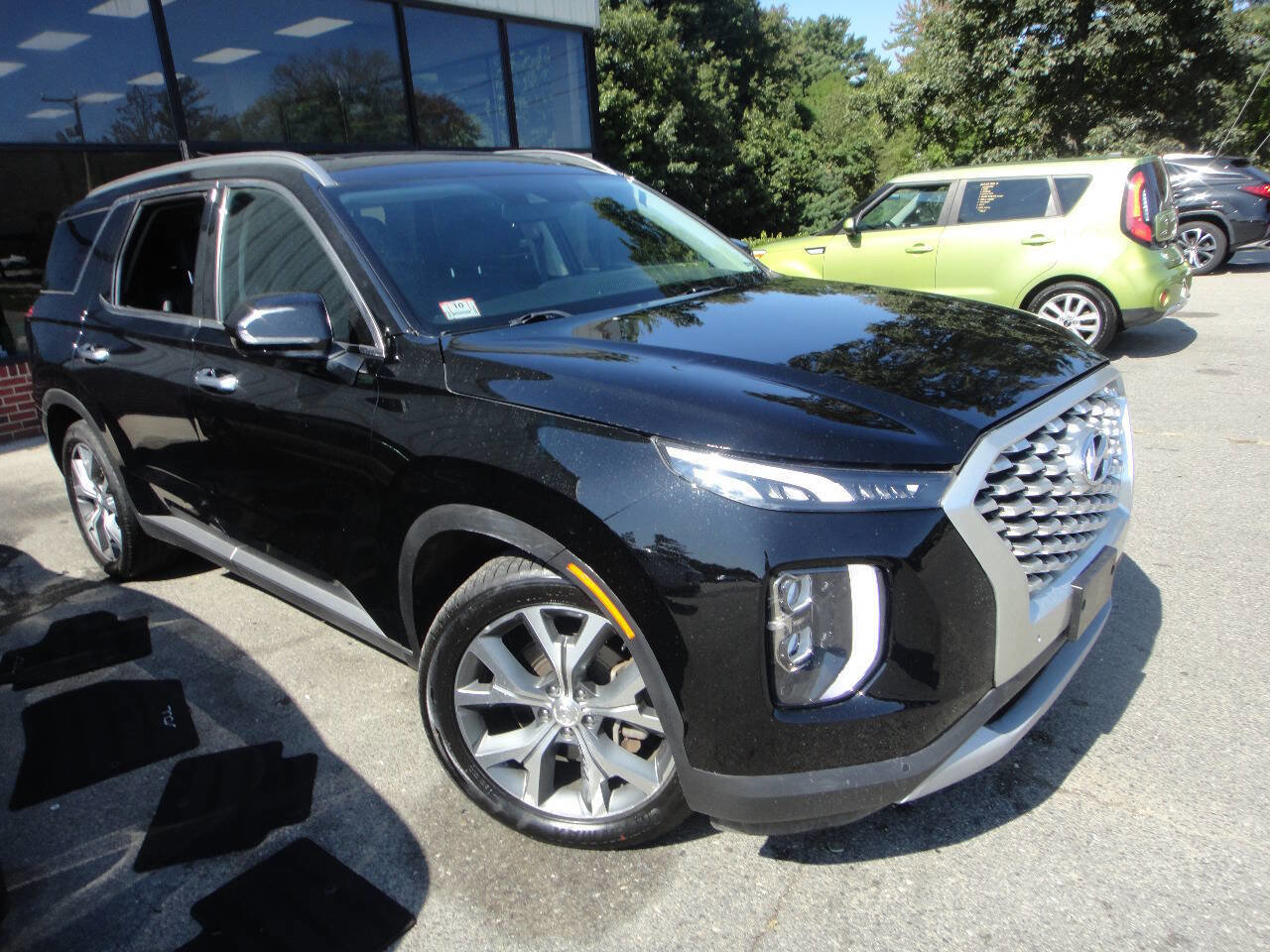 Used 2020 Hyundai Palisade SEL image 3