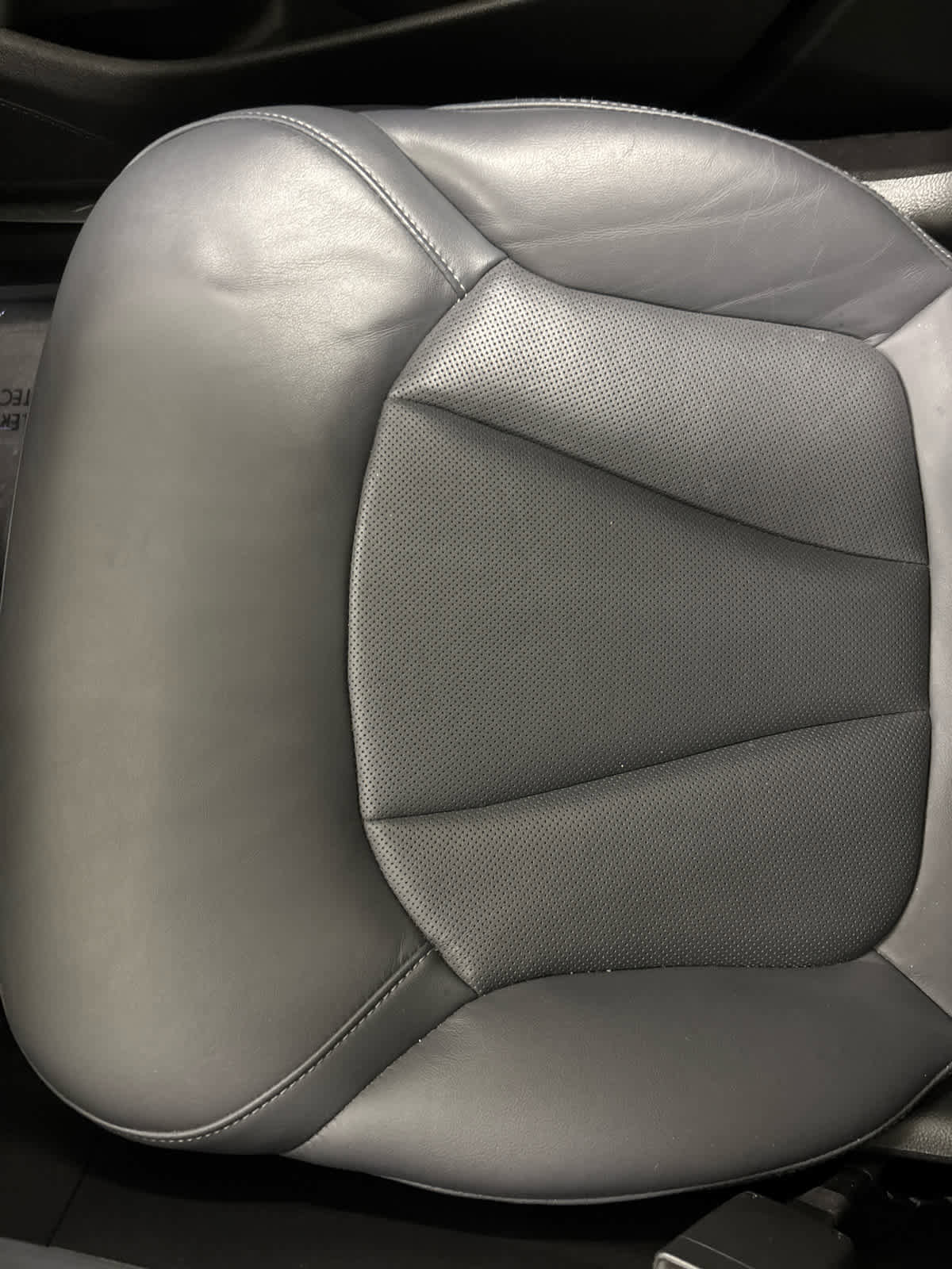 Used 2019 Buick Envision Essence image 42
