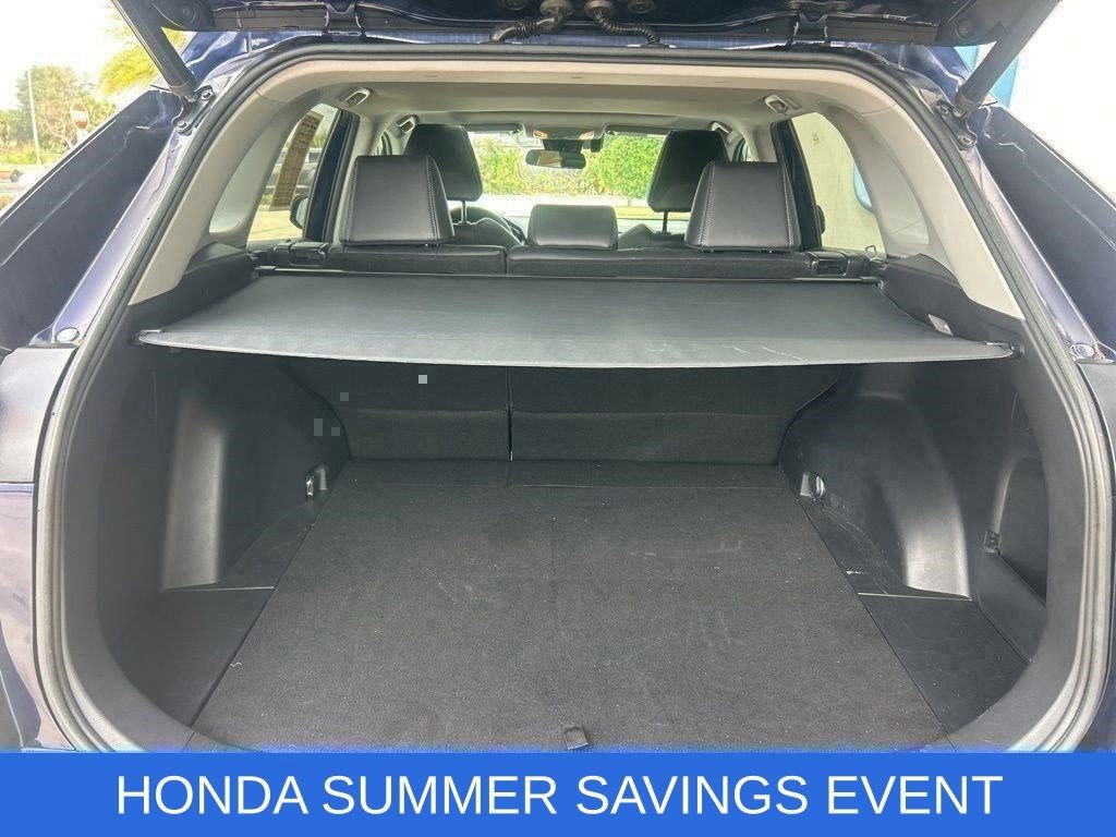 Used 2020 Toyota RAV4 XLE Premium FWD image 8