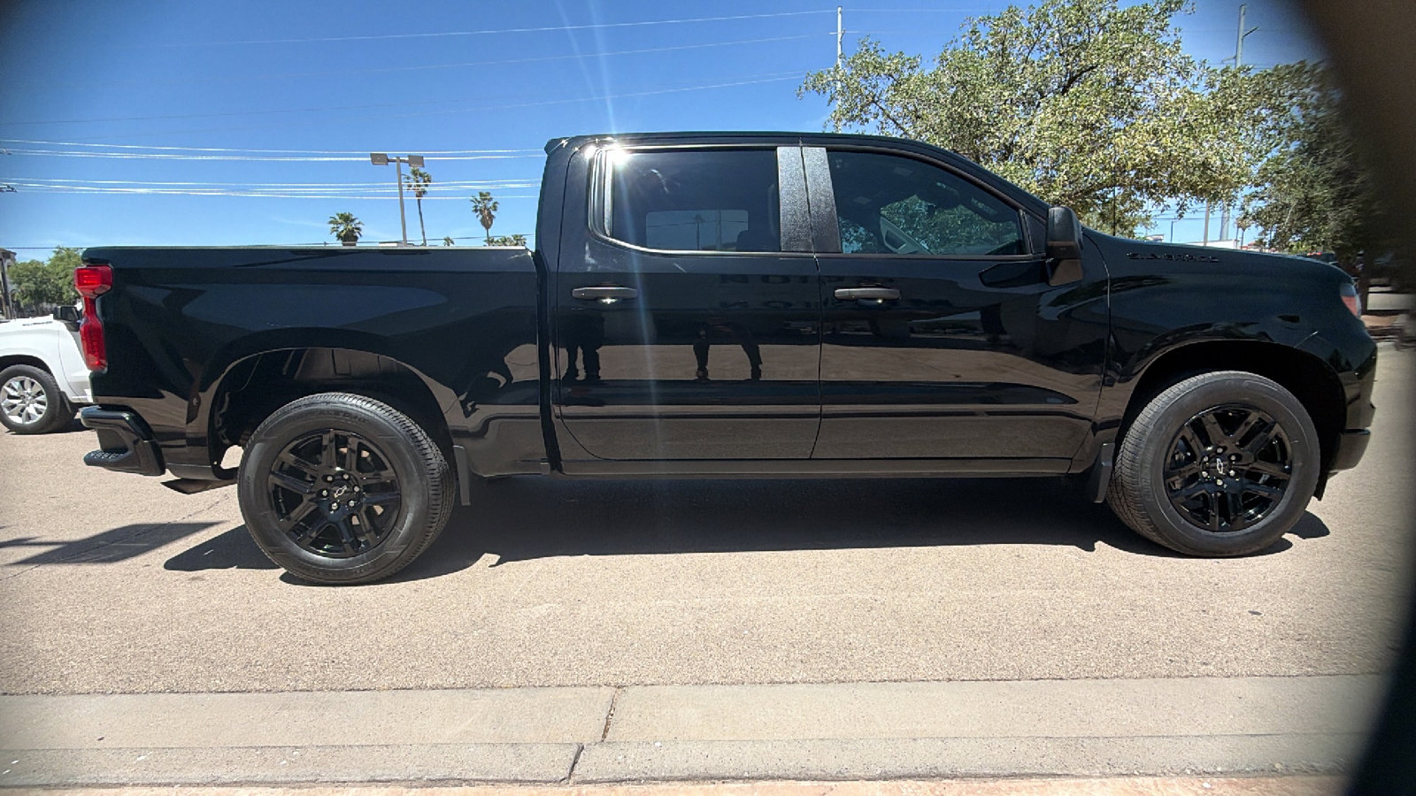 Used 2023 Chevrolet Silverado 1500 Custom w/ LPO, Dark Essentials Package RWD image 5