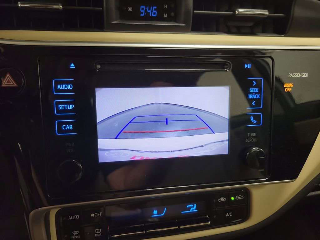 Used 2017 Toyota Corolla LE image 17