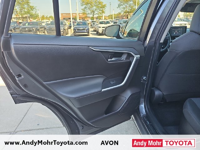Used 2022 Toyota RAV4 XLE w/ XLE Grade Weather Package AWD/4WD image 28
