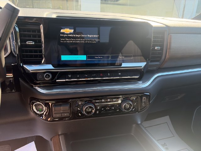 New 2026 Chevrolet Silverado 3500 High Country w/ Technology Package AWD/4WD image 18