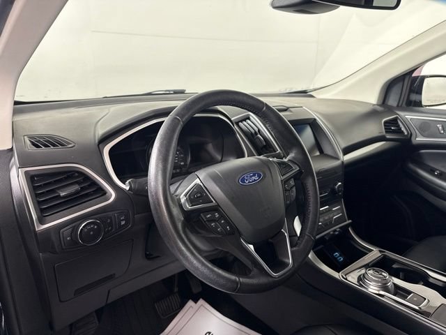 Used 2019 Ford Edge SEL w/ Equipment Group 201A AWD/4WD image 18
