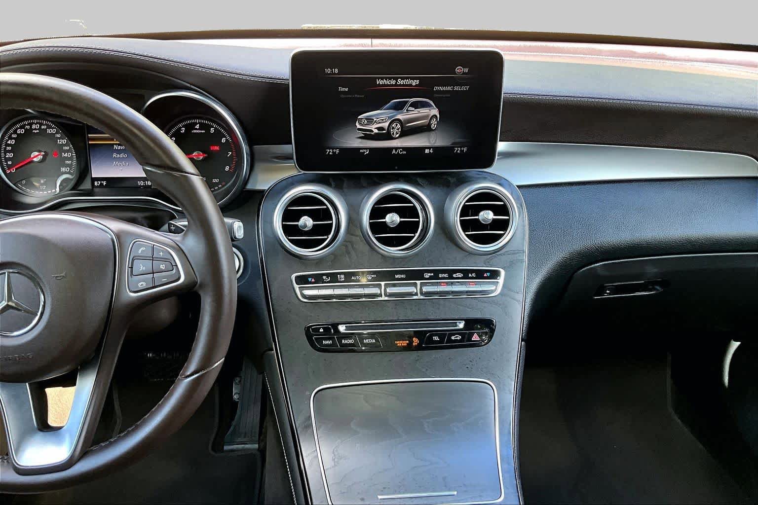 Used 2017 Mercedes-Benz GLC 300 4MATIC image 7