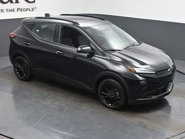 New 2027 Chevrolet Bolt RS w/ Technology Package FWD image 17