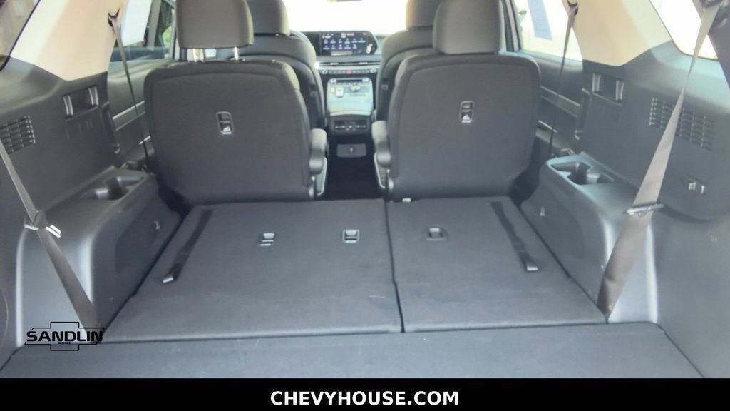 Used 2025 Hyundai Palisade SEL FWD image 32