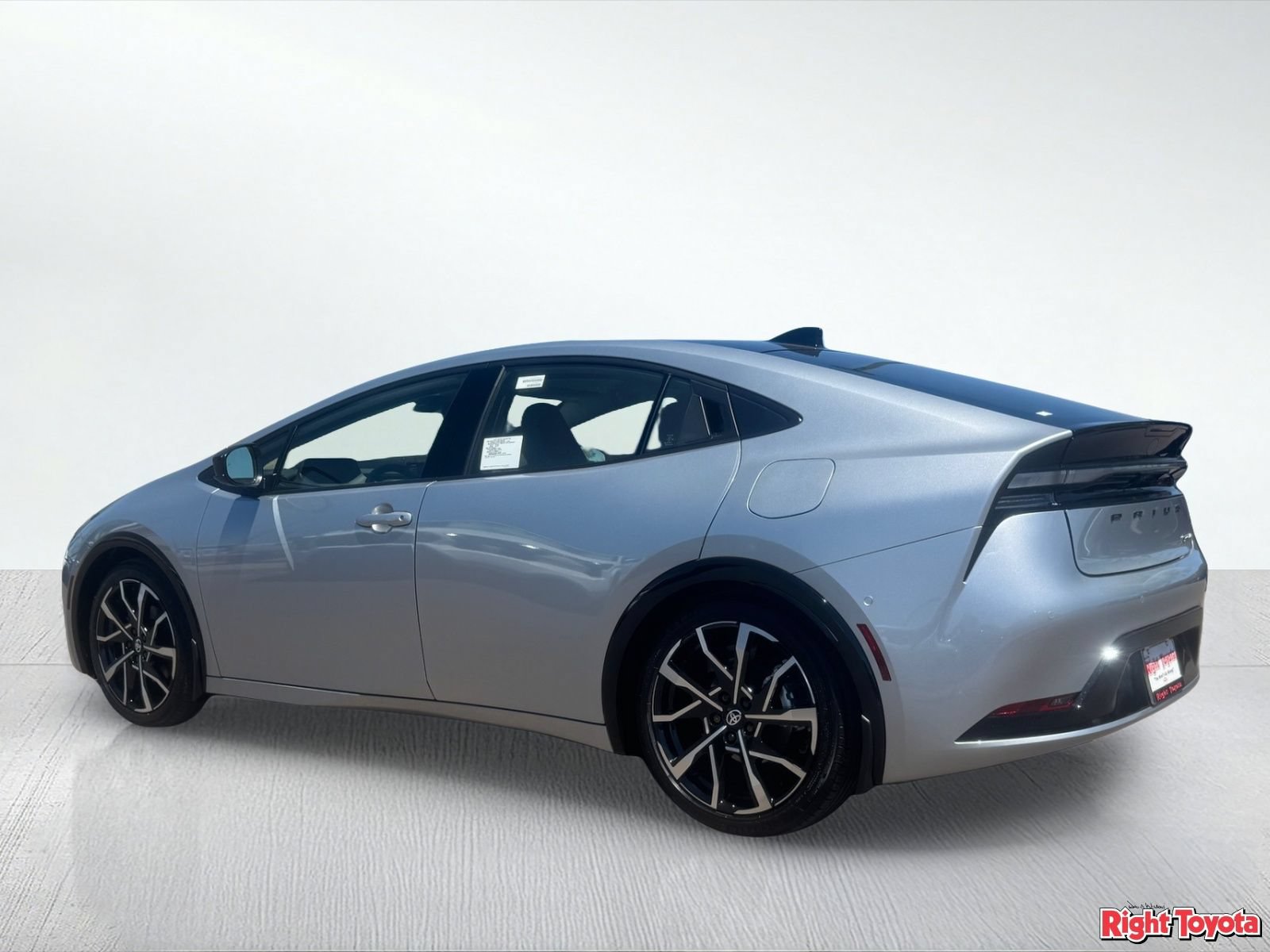 New 2027 Toyota Prius Plug-In Hybrid w/ Limited Premium Package FWD image 4