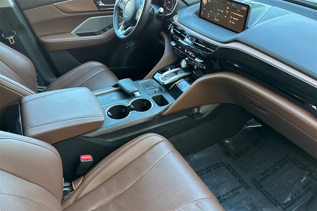Certified 2023 Acura MDX FWD w/ Technology Package image 21