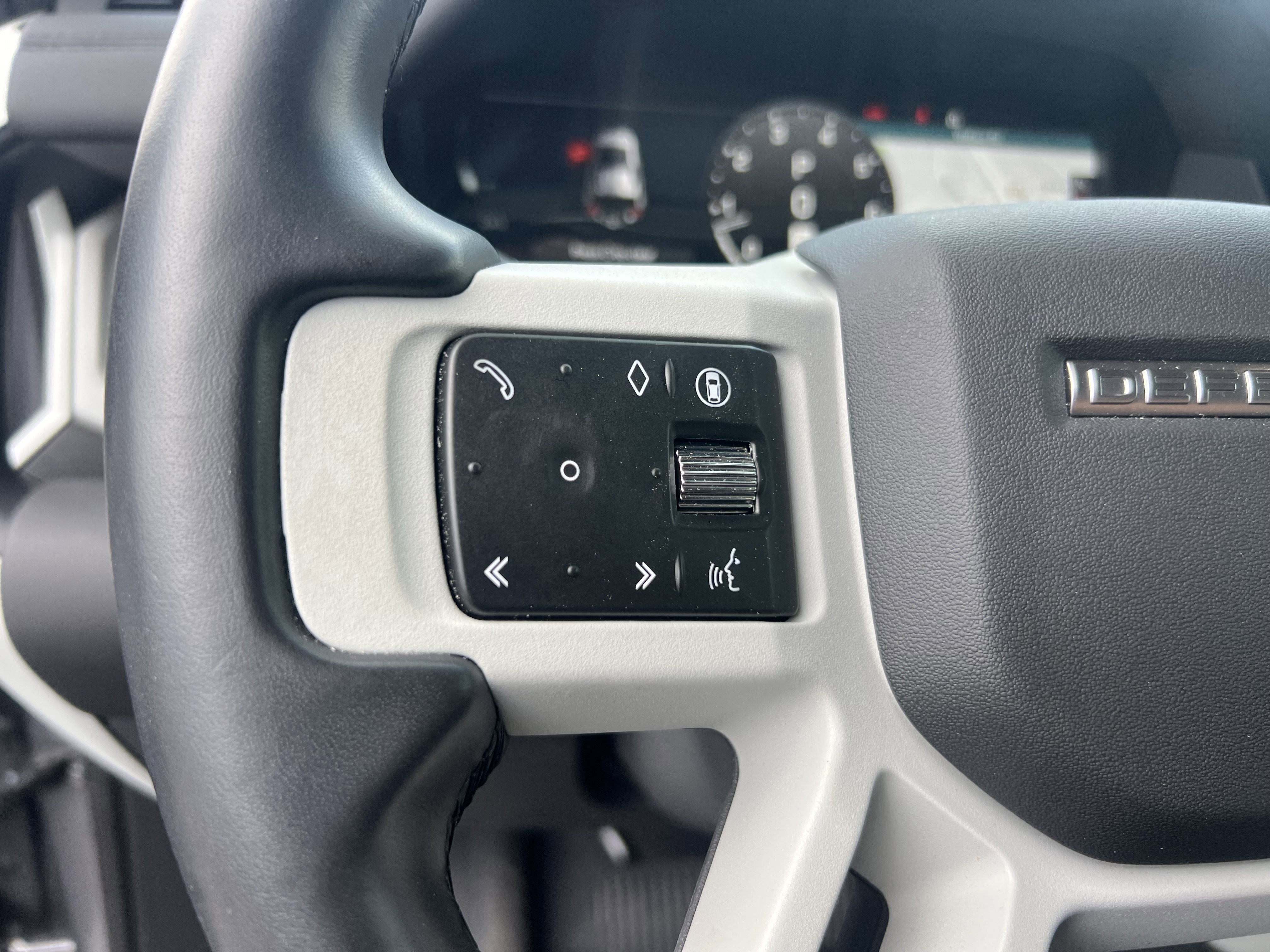 Certified 2024 Land Rover Defender 110 S image 21