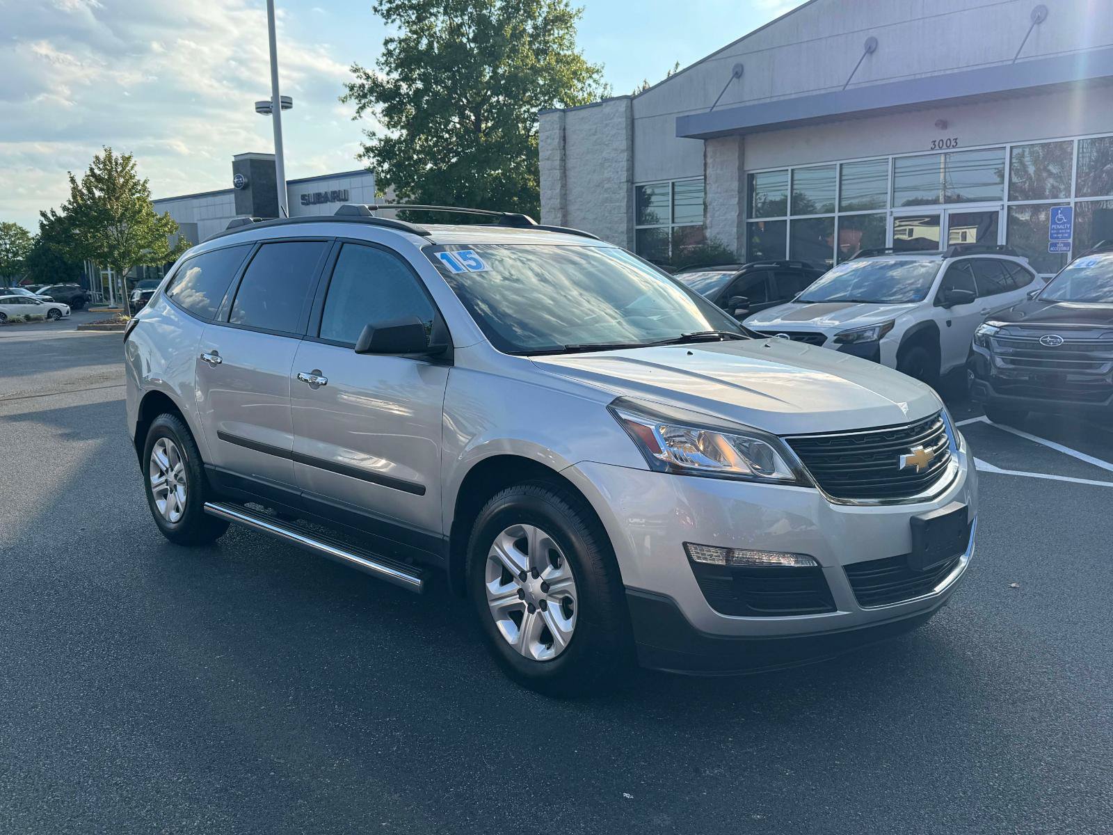 Used 2015 Chevrolet Traverse LS w/ LPO, 'HIT The Road' Package FWD image 5