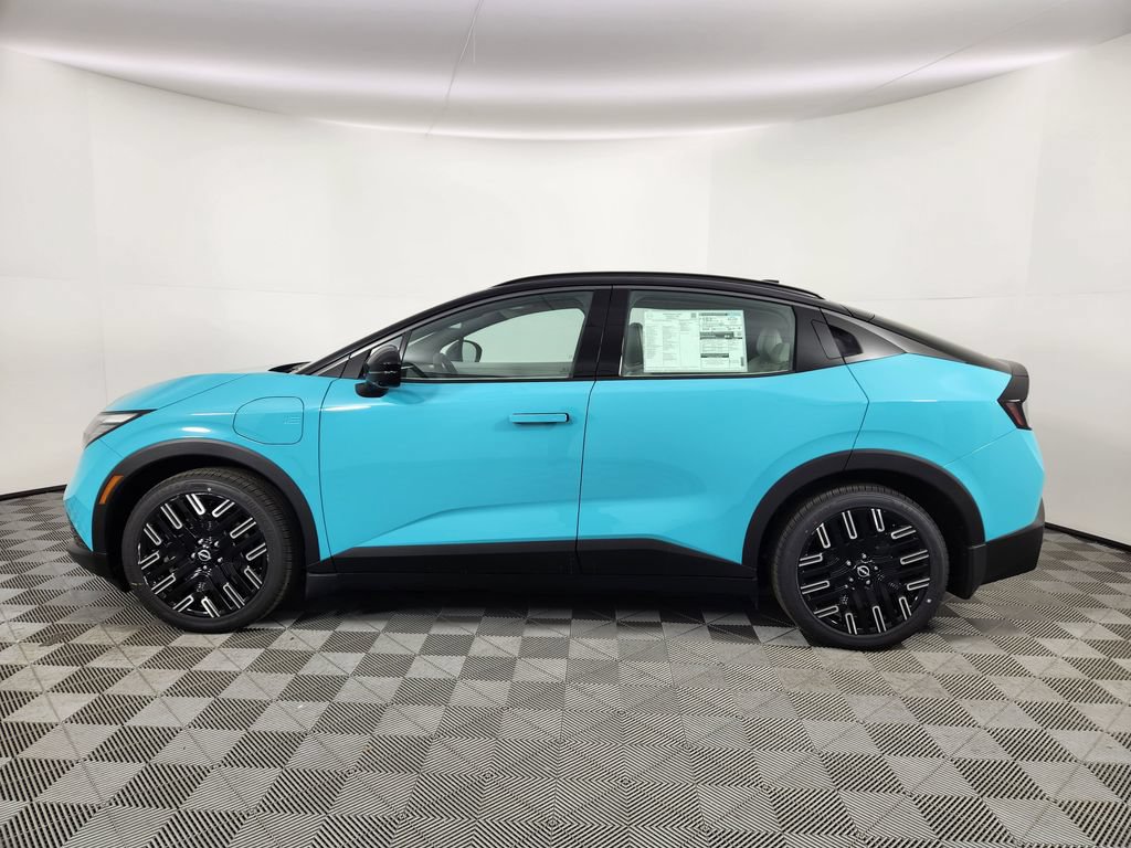 New 2026 Nissan Leaf Platinum+ w/ Cargo Package (Platinum+) FWD image 2