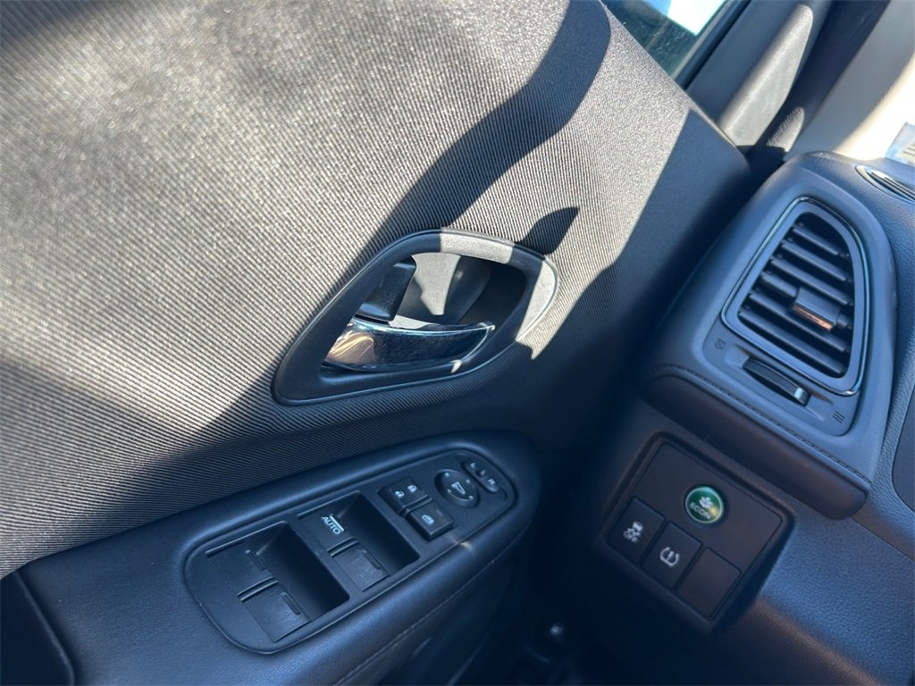 Used 2018 Honda HR-V LX image 26