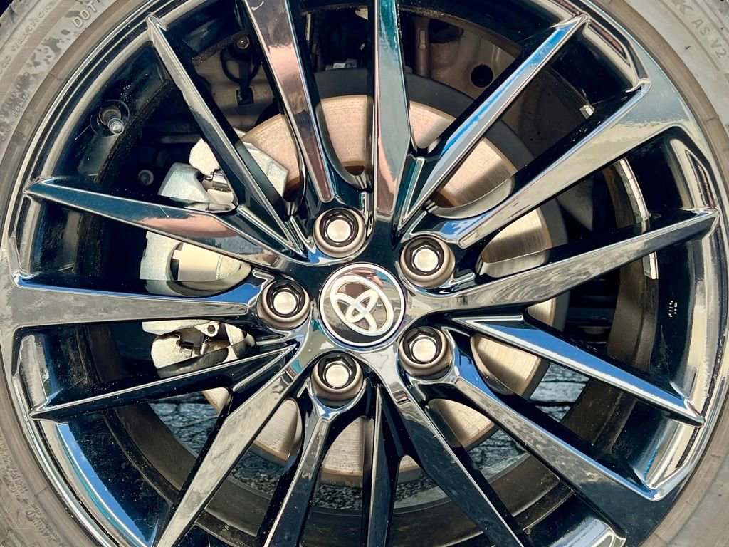 Used 2023 Toyota Camry XSE image 13