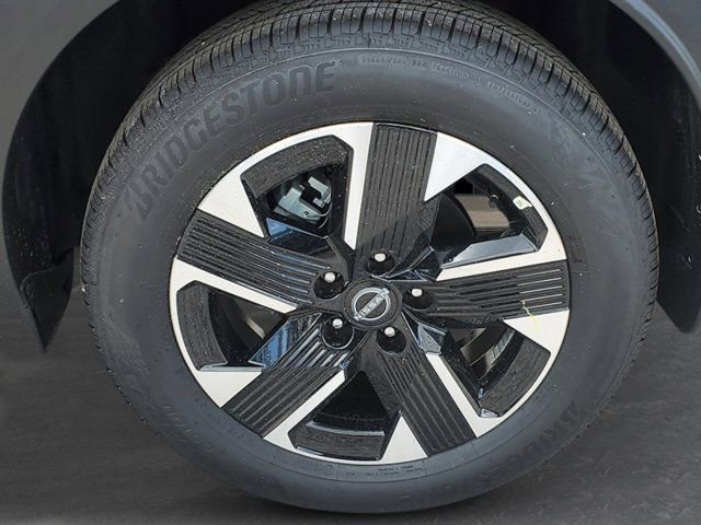 New 2025 Nissan Kicks SV image 10